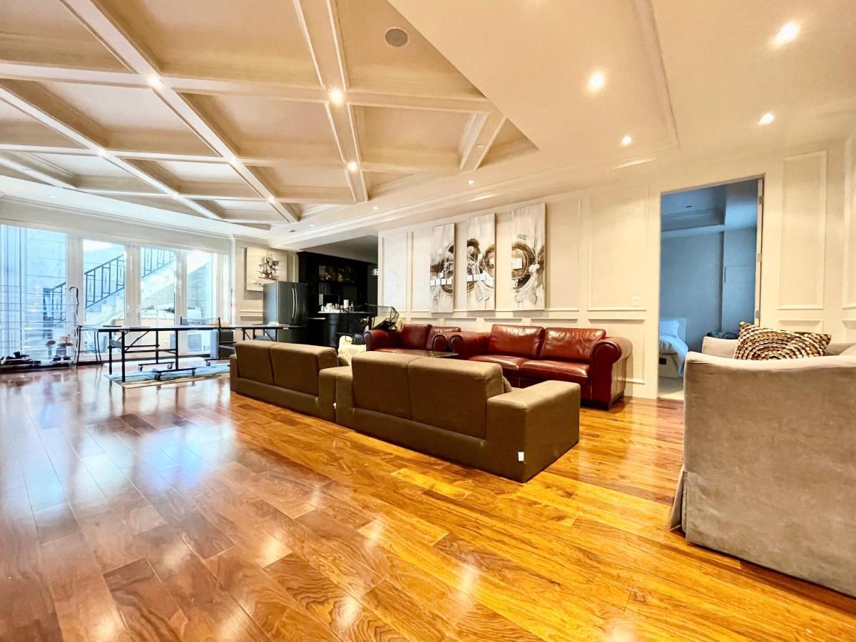 Vancouver Luxury Hotel Екстериор снимка